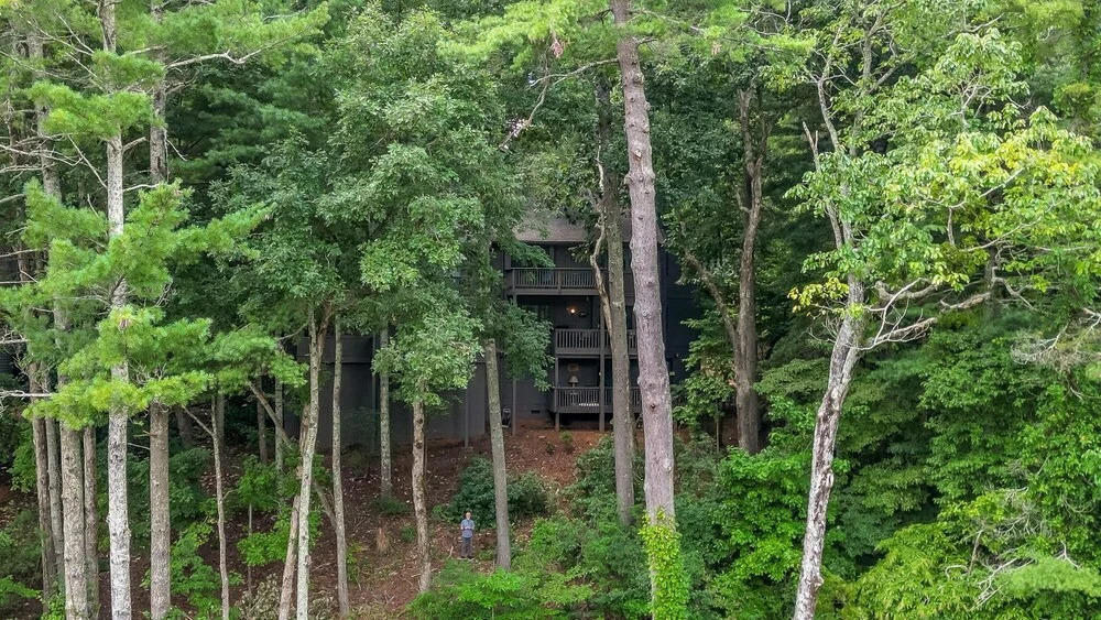 The Retreat at Lake Sconti