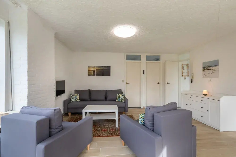 Holiday Home near Veerse Meer with Garden