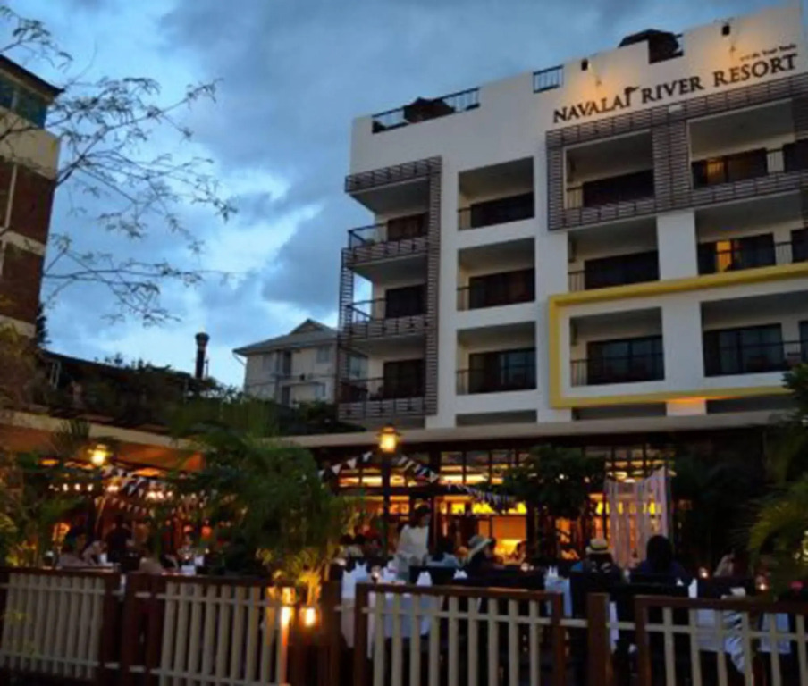 The StandardX, Bangkok Phra Arthit