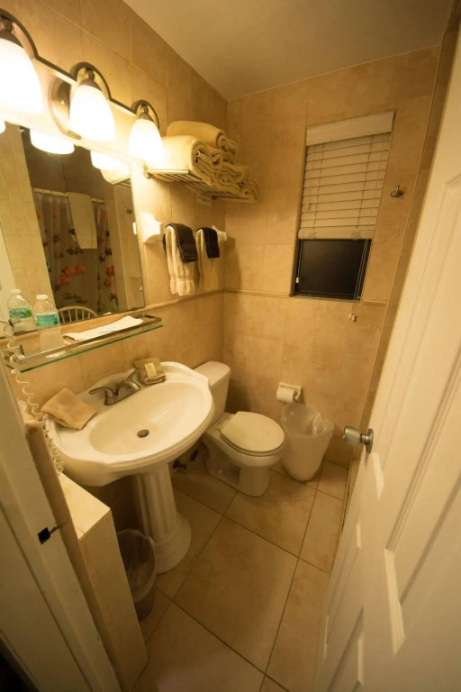 Camelot Beach Suites