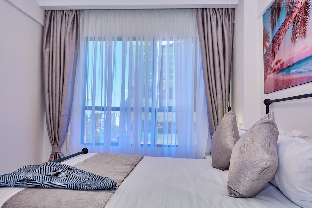 Makao By Edmor Suites