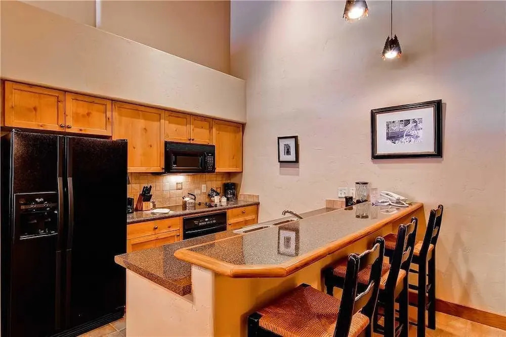 Tl2312 Lovely top Floor Home With Beautiful Views - Winter Specials!