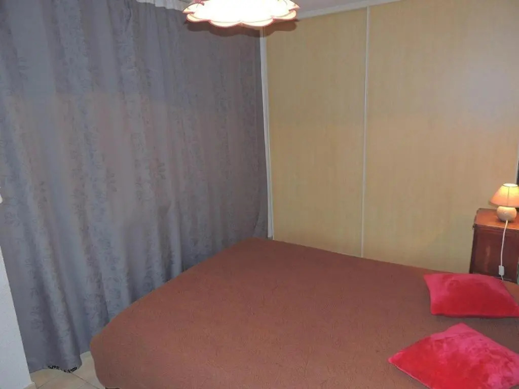 Appartement Balaruc-les-Bains, 1 pièce, 2 personnes - FR-1-571-33