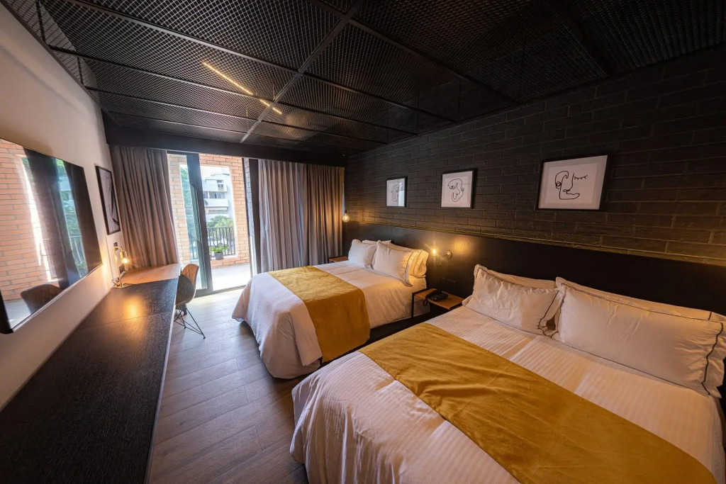 FULTON Business Luxury HOTEL