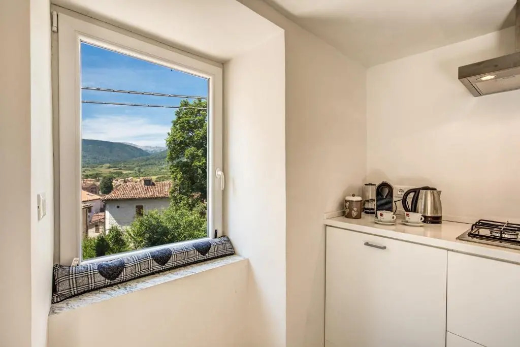 Appartamento di Design Con Vista Sui Monti