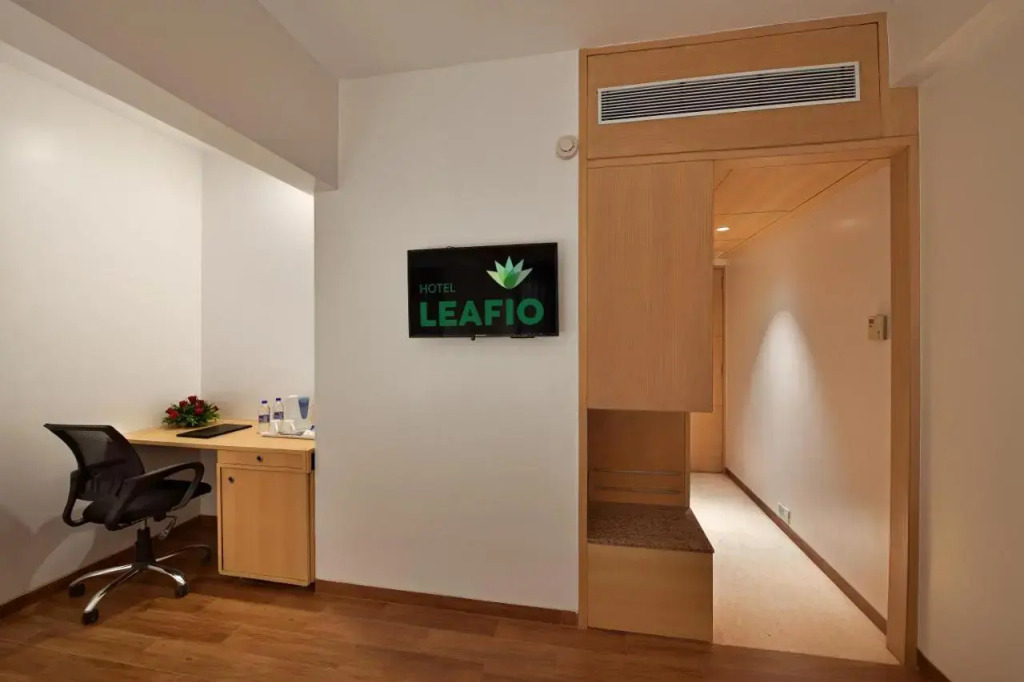 Hotel Leafio Marigold-Near Airport