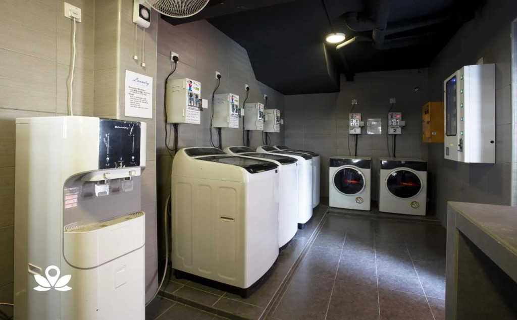 Capsule Town Hotel