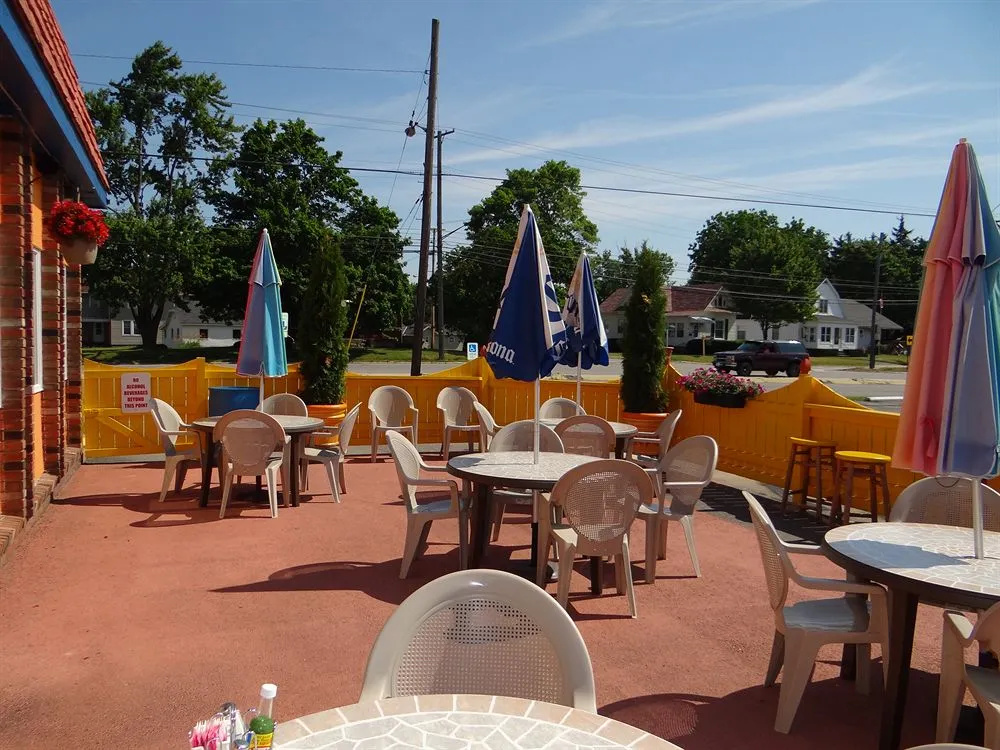 Bellevue Hotel & Suites