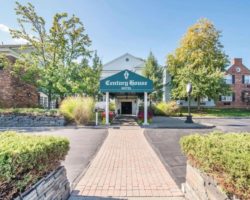 The Century House Latham - North Albany, an Ascend Collection Hotel