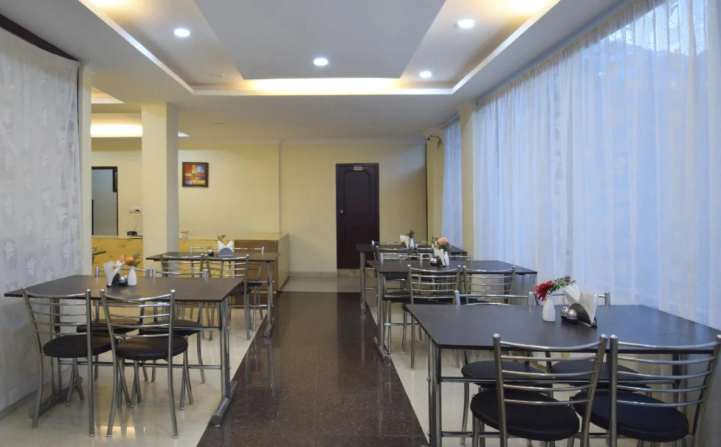 Hotel Asia Holidays by OYO Rooms