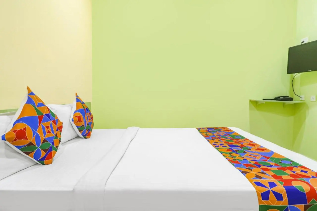 Via Airport Stay Inn - Nr, Rajiv Gandhi International Airport