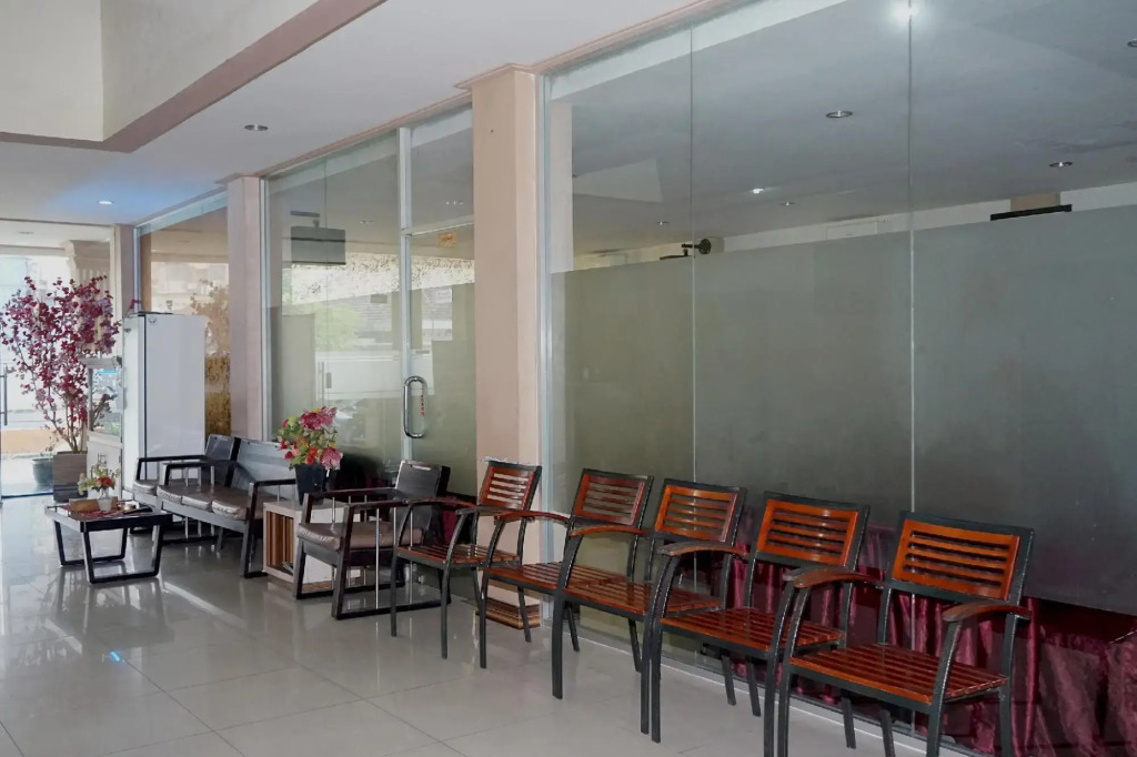 Oyo 624 Hotel Golden Vella