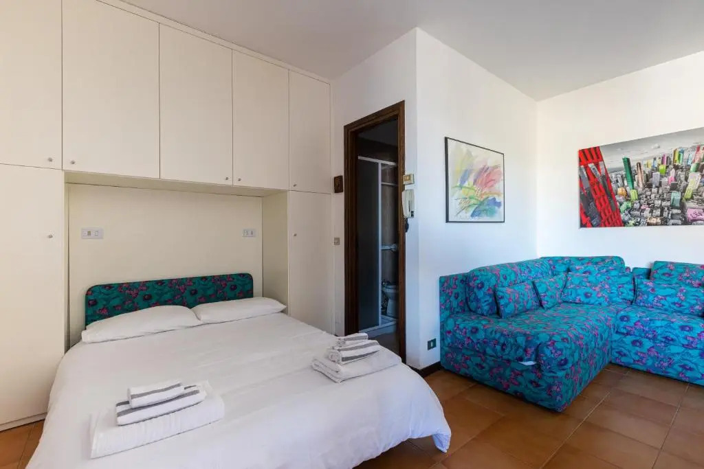 Mysa Properties - Lovely Studio between Lake and Castle