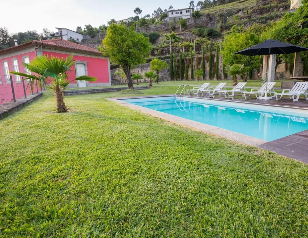Villa With 3 Bedrooms in Sobradelo da Goma, Povoa de Lanhoso, With Won