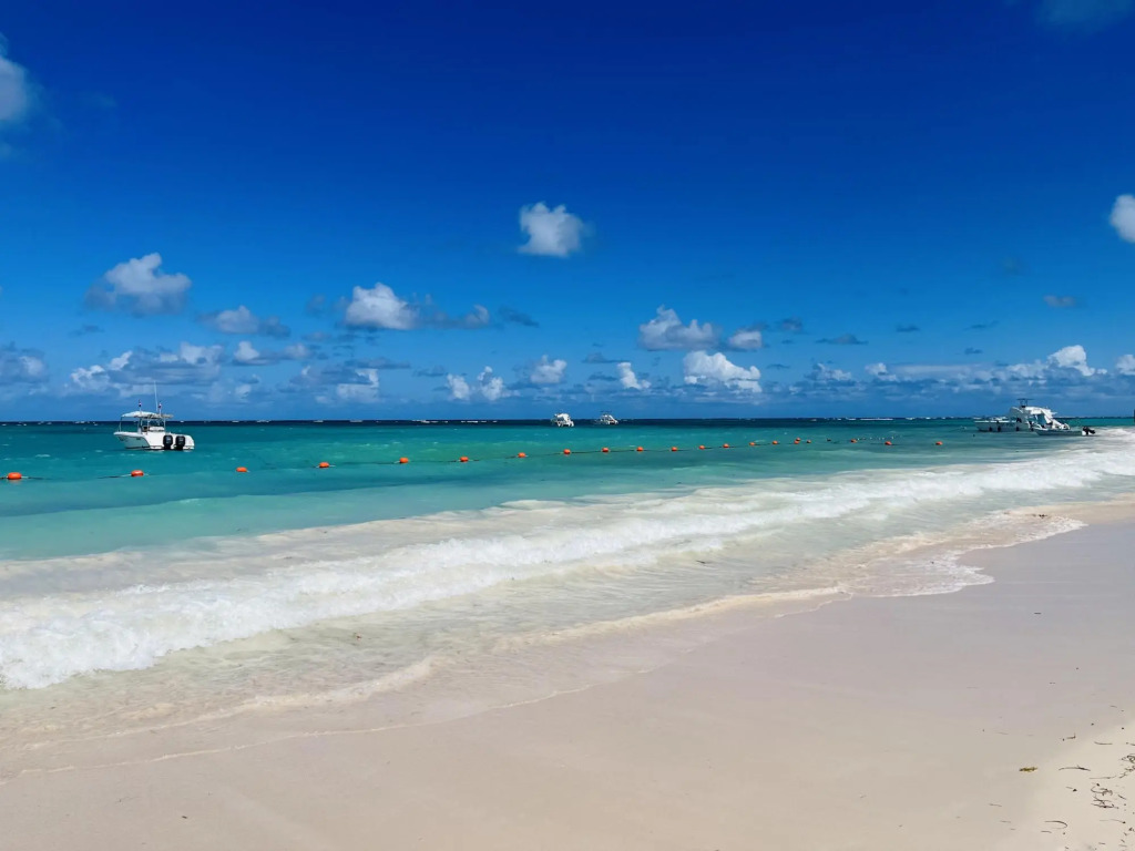 El Dorado Apartment 1bedroom Walking Distance From Playa Bavaro