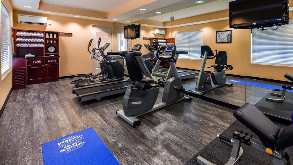 Best Western PLUS Westgate Inn and Suites