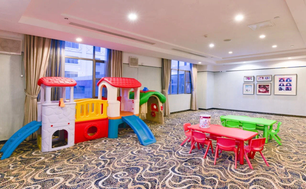 Zhangjiajie Country Garden Phoenix Suites Hotel