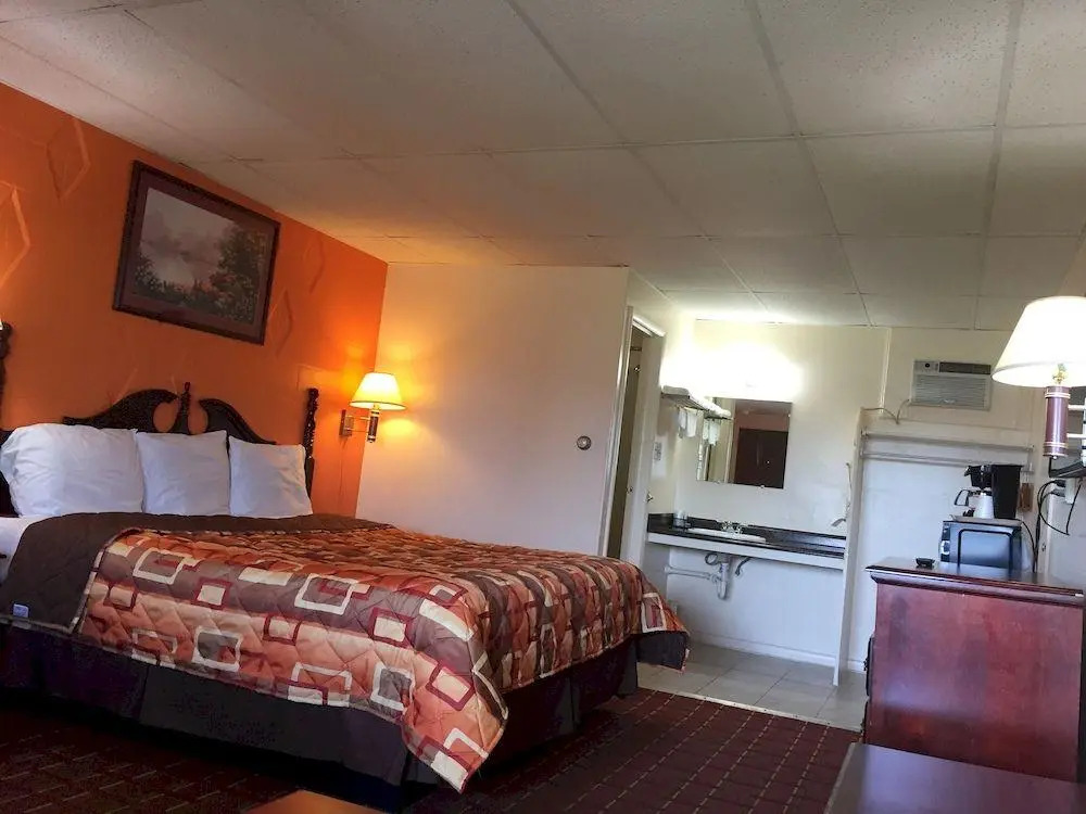 Scottish Inns Tonawanda