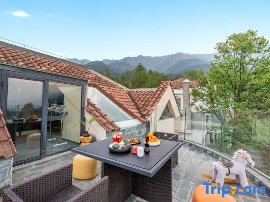 Dali Cangshan Mountain and Sea View Villa