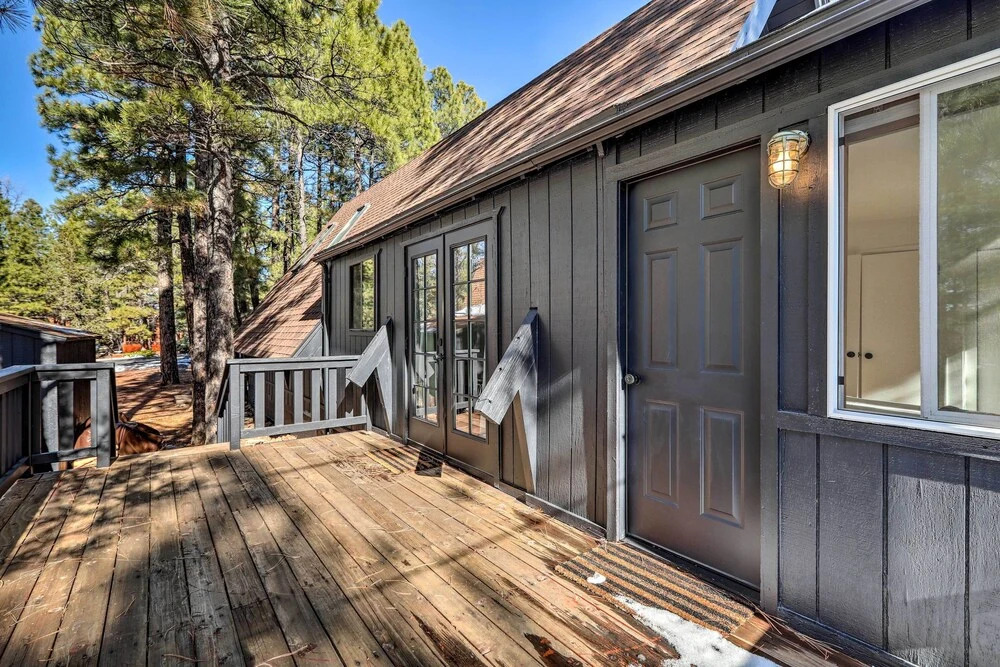 Deck & Forest Views: Munds Park A-frame Cabin