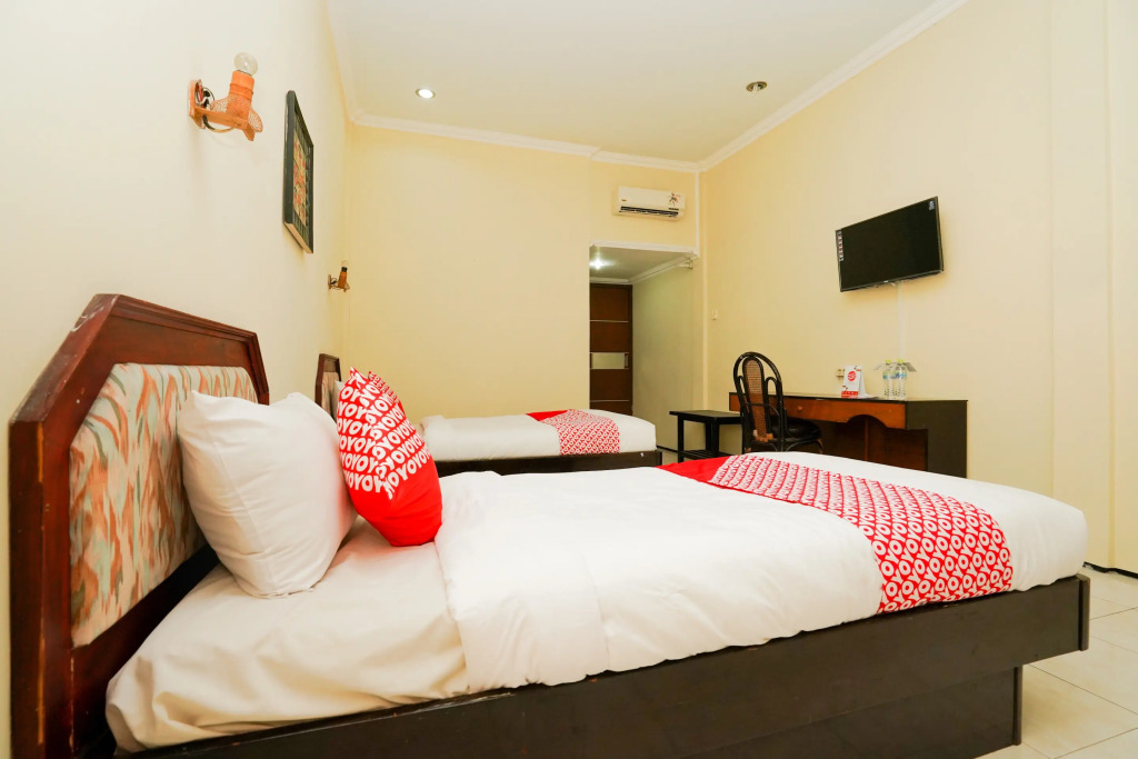RedDoorz at Hotel Tampiarto Probolinggo Jawa Timur