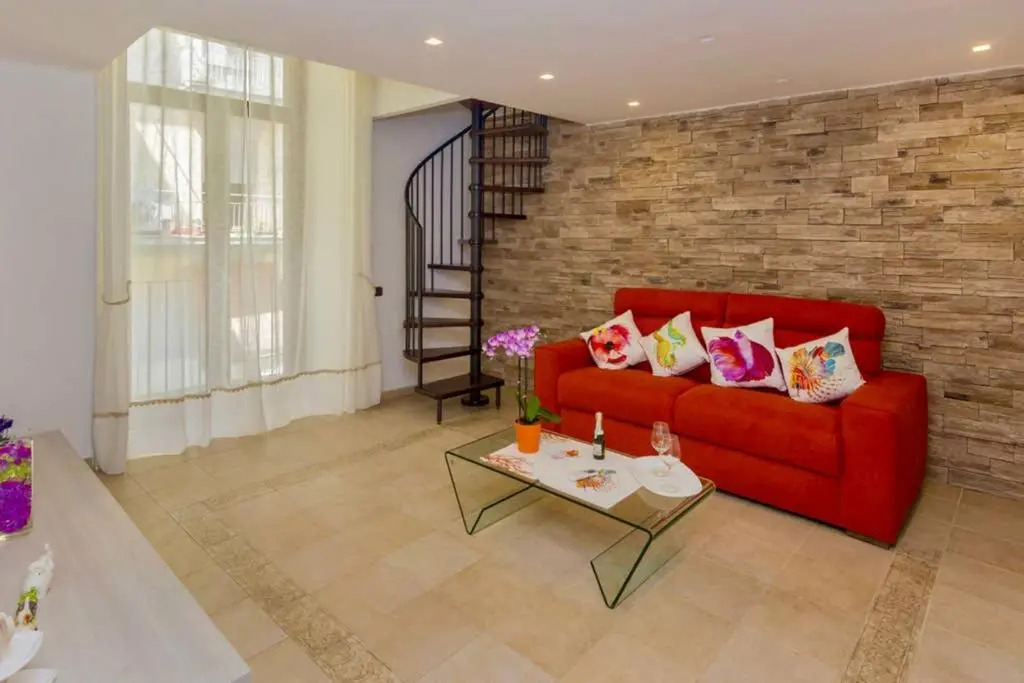 Sara luxury apartament