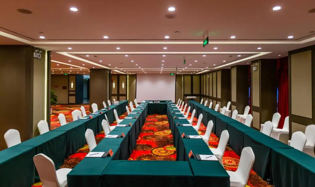 Xianghe DingYi Hotel