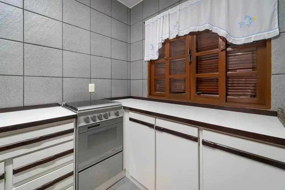 914 - Casa 3 dormitórios para 8 pessoas