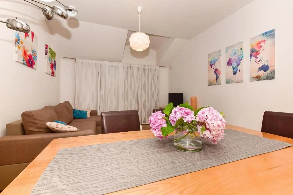 Apartment Marijo - 300m to beach