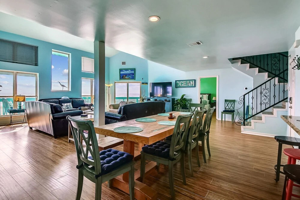 Beachfront Oasis