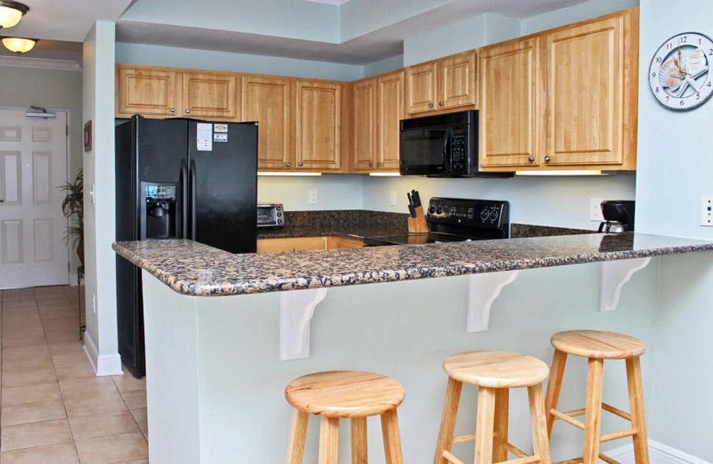 Crystal Tower 806 by Youngs Suncoast