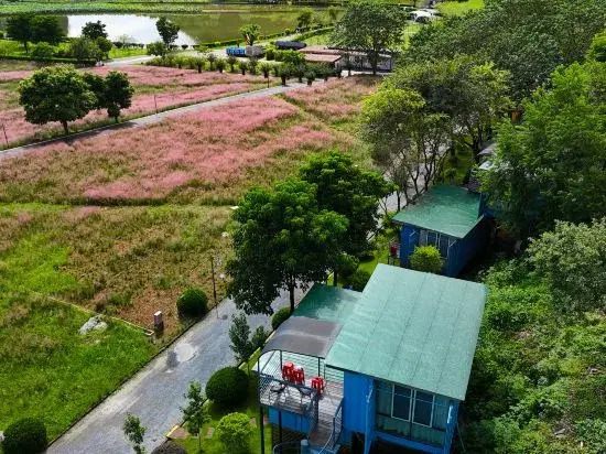 Yingxi Fenglin Corridor Kowloon Eco-tourism Holiday House