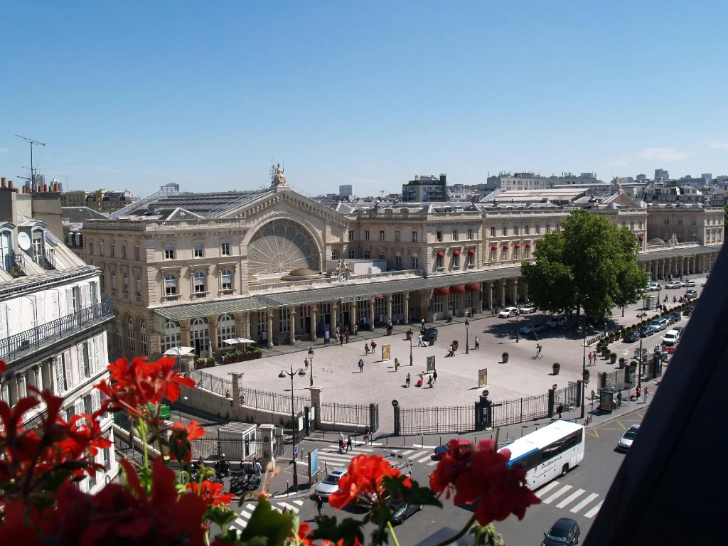 Libertel Gare de LEst Francais