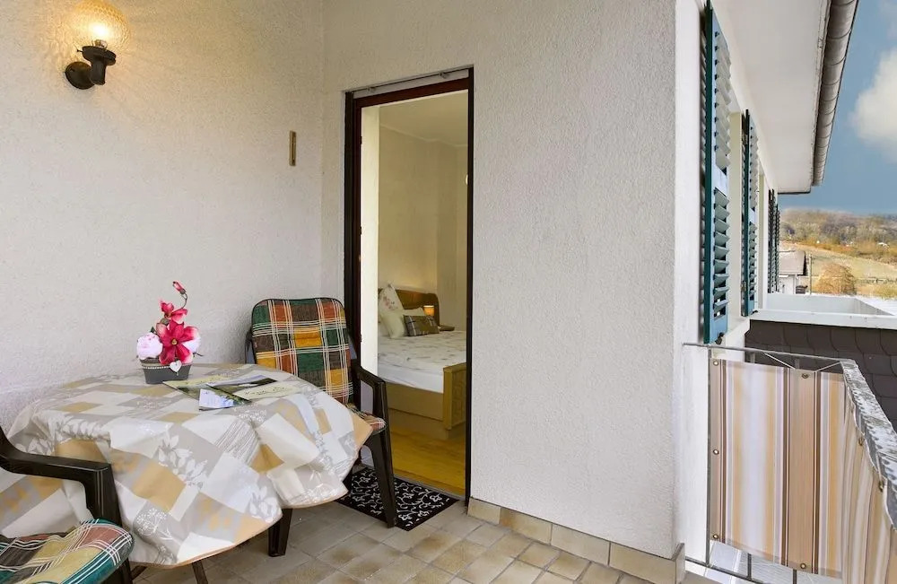 Pension "Haus am Walde" Brodenbach, Mosel