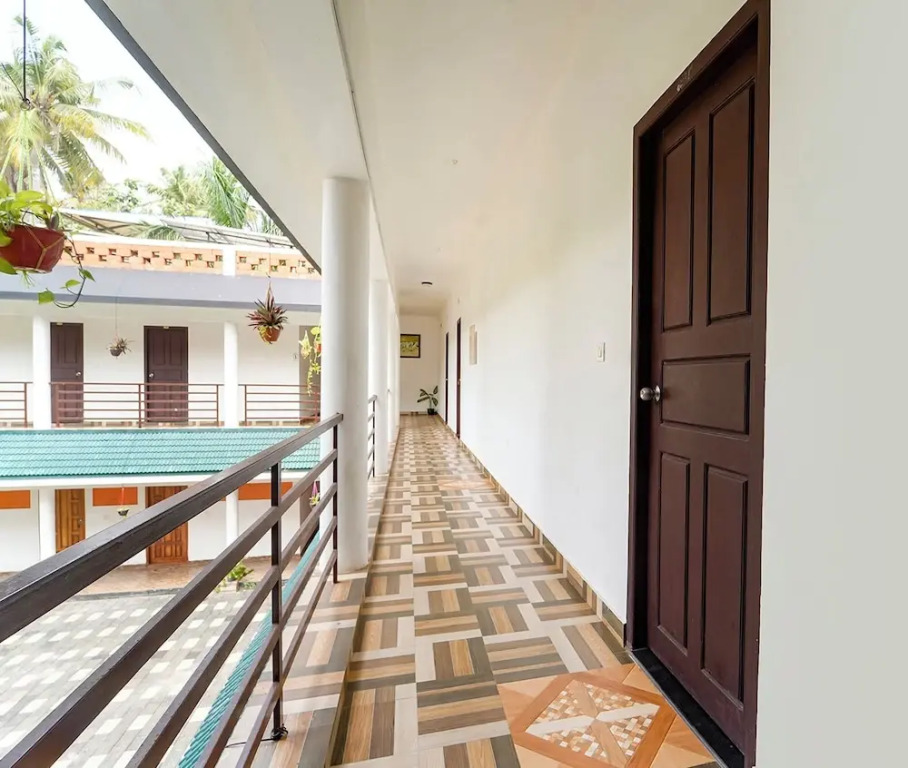 Fabhotel Star Inn Plus - Nr Kovalam Beach