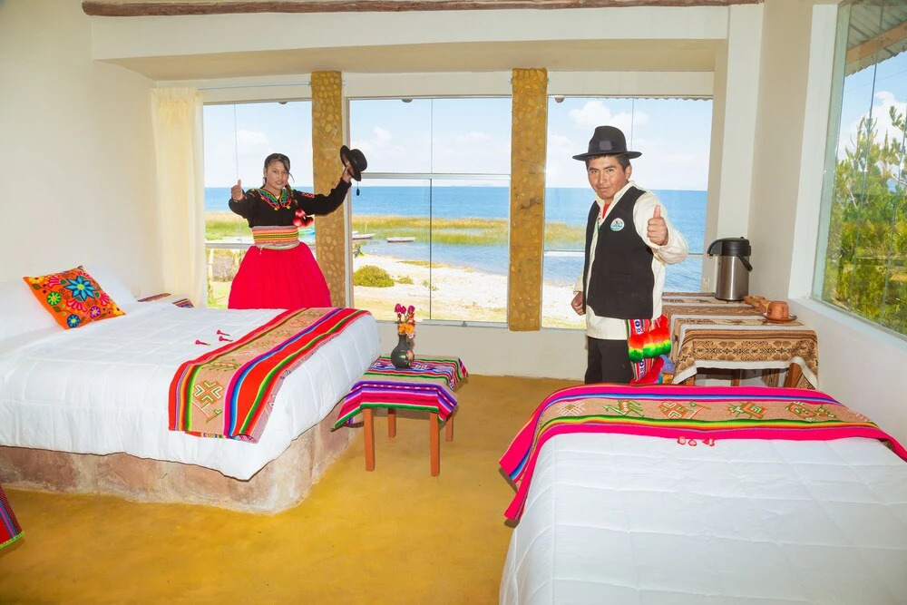 titicaca lodge - LUQUINA