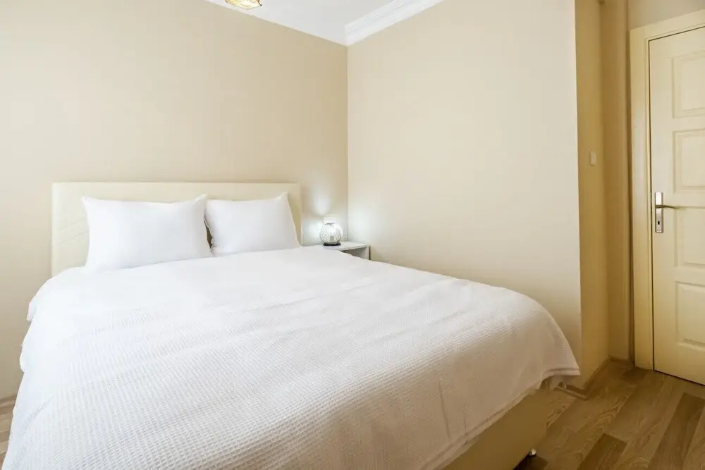 Peaceful Flat With Balcony in Kartepe