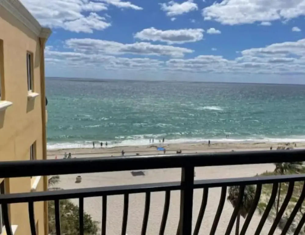 PH 2BED2BATH with Ocean View & Parking