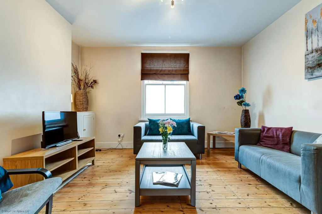 Mill House Oxford holiday home hosted by Short Let Space
