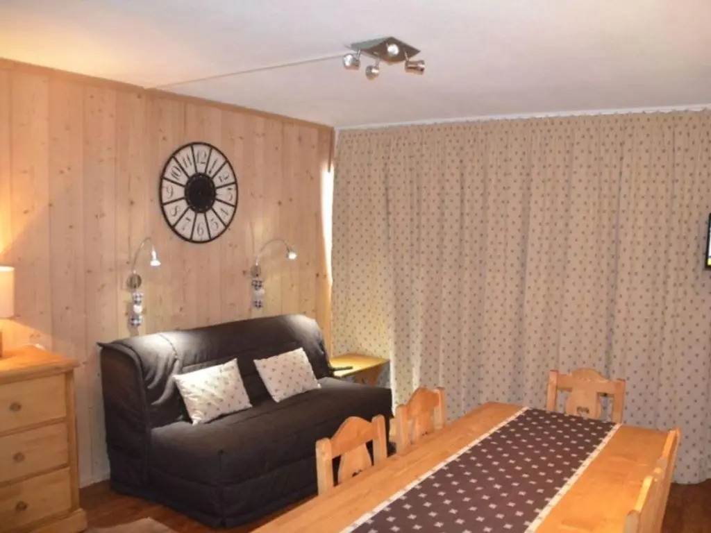 Appartement Les Menuires, 2 pièces, 5 personnes - FR-1-452-250