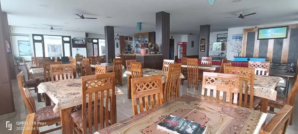 Hotel Devdar Resort