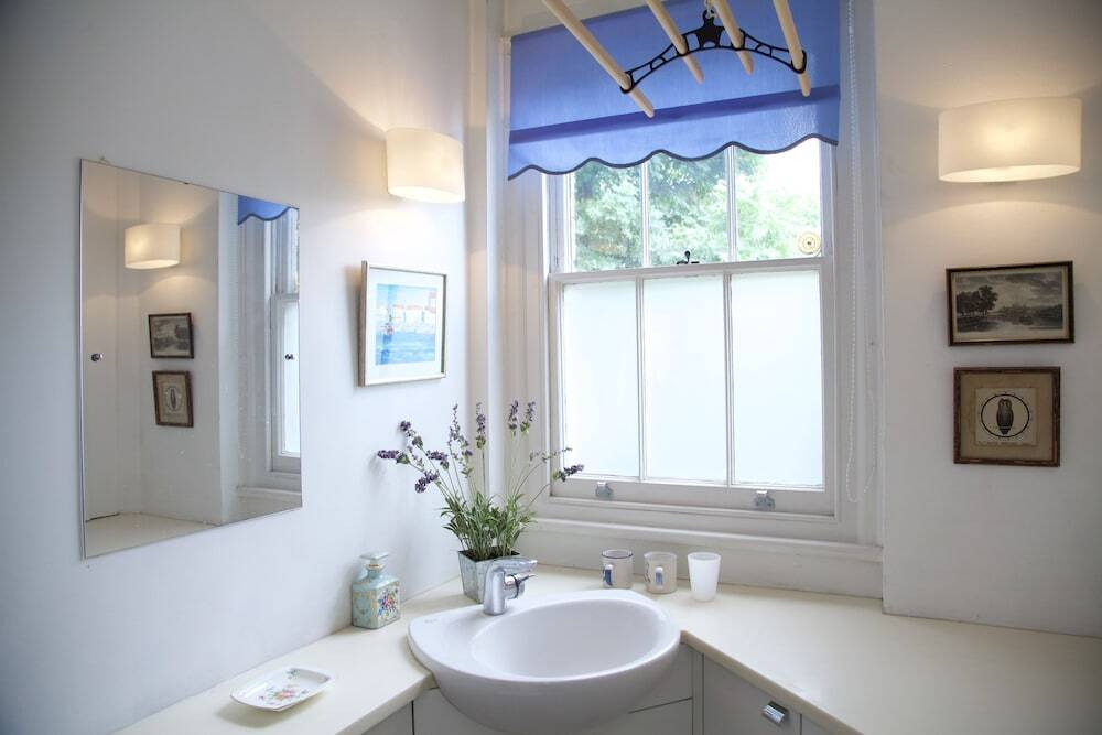 Chelsea 2-bedroom Luxury Apartment - Sleeps 6