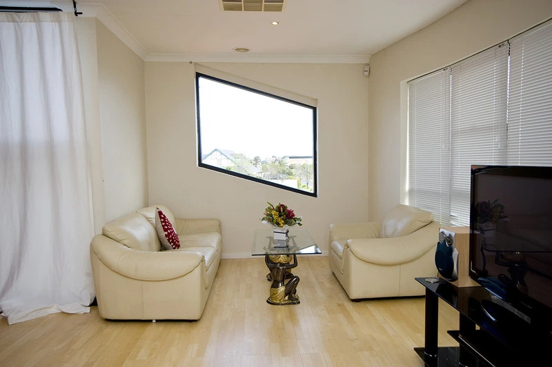 Villa De Marseilles - Melbourne