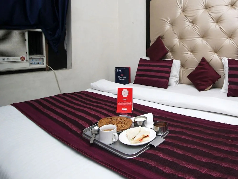 OYO 9069 Hotel WP 13