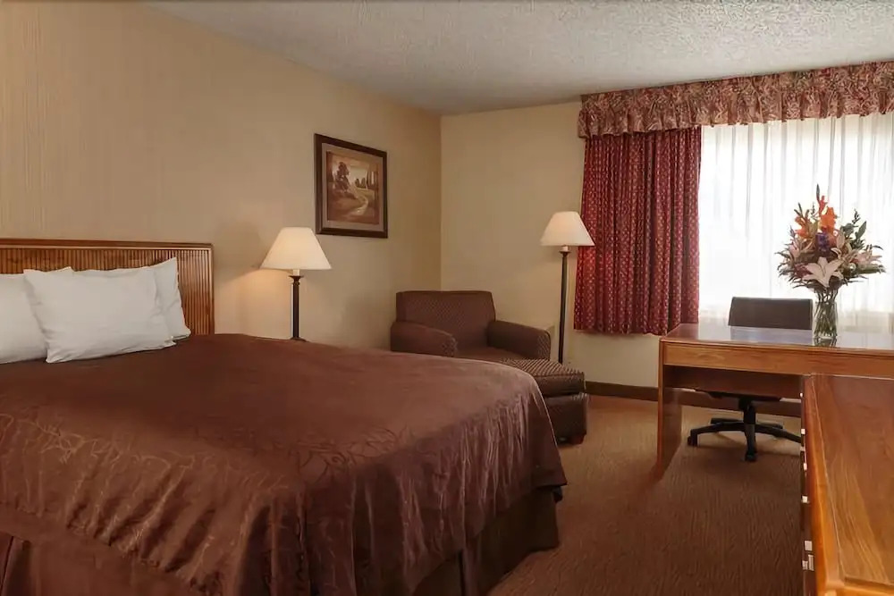 High Desert Inn