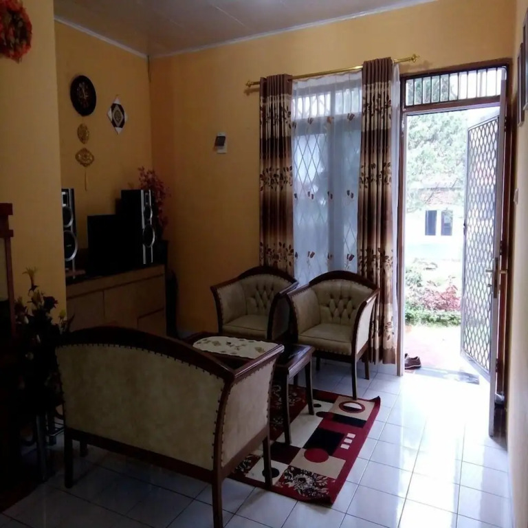 Kota Bunga F