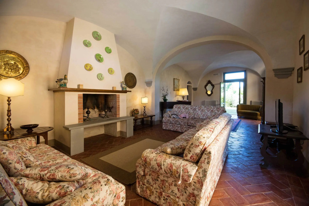 Villa Giunone with pool