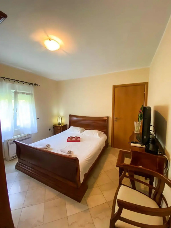 Apartman Jovan 3, with a view of the bay and free Wi-Fi