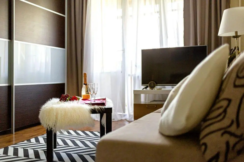 GMApartments (ДжиЭмАпартментс) на улице Черняховского