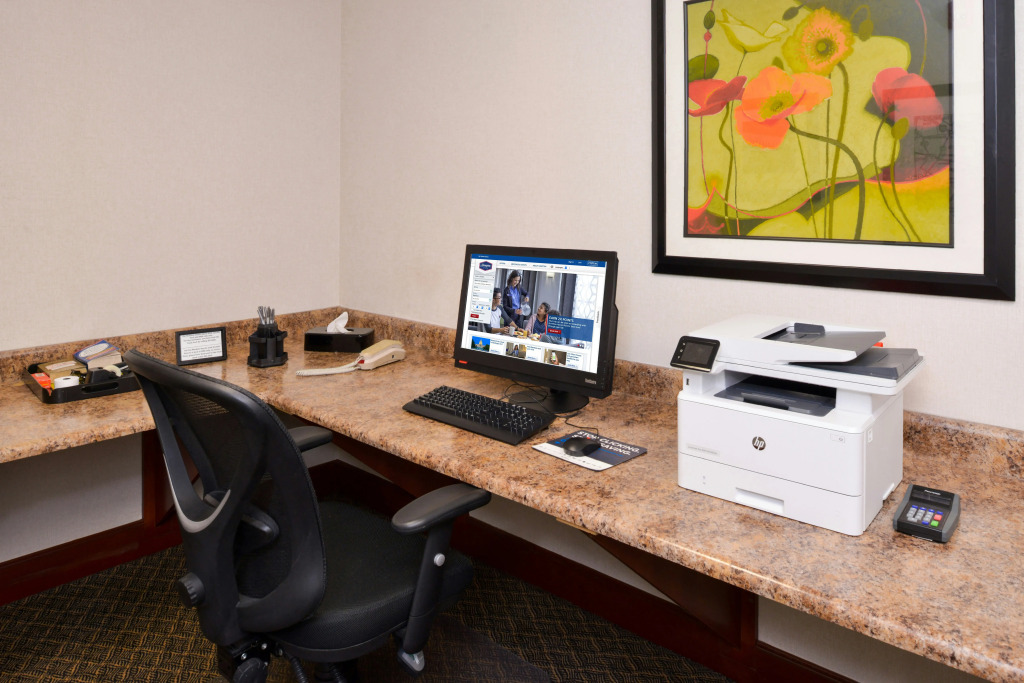 Hampton Inn & Suites Wilmington